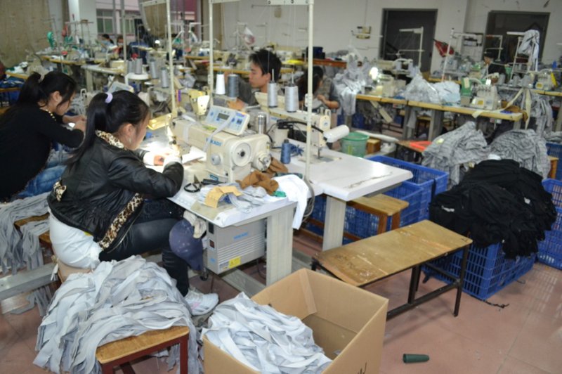 如何打造个性化的办公文化——从T恤定制开始
